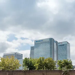 Centra Wharf London